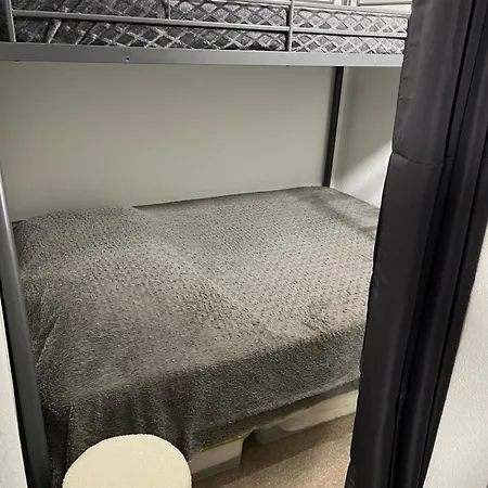 4 Personnes Le Montana Au Pied Des Pistes Balcon Plein Sud *